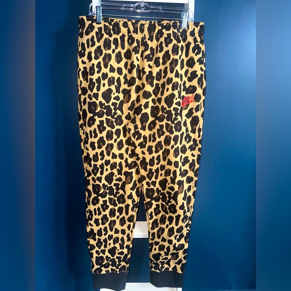 Nike Cheetah Leopard Print Joggers